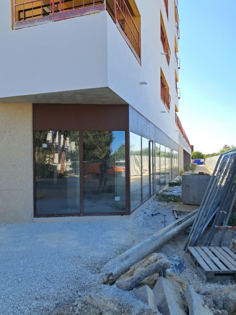 veranda en verre extérieure